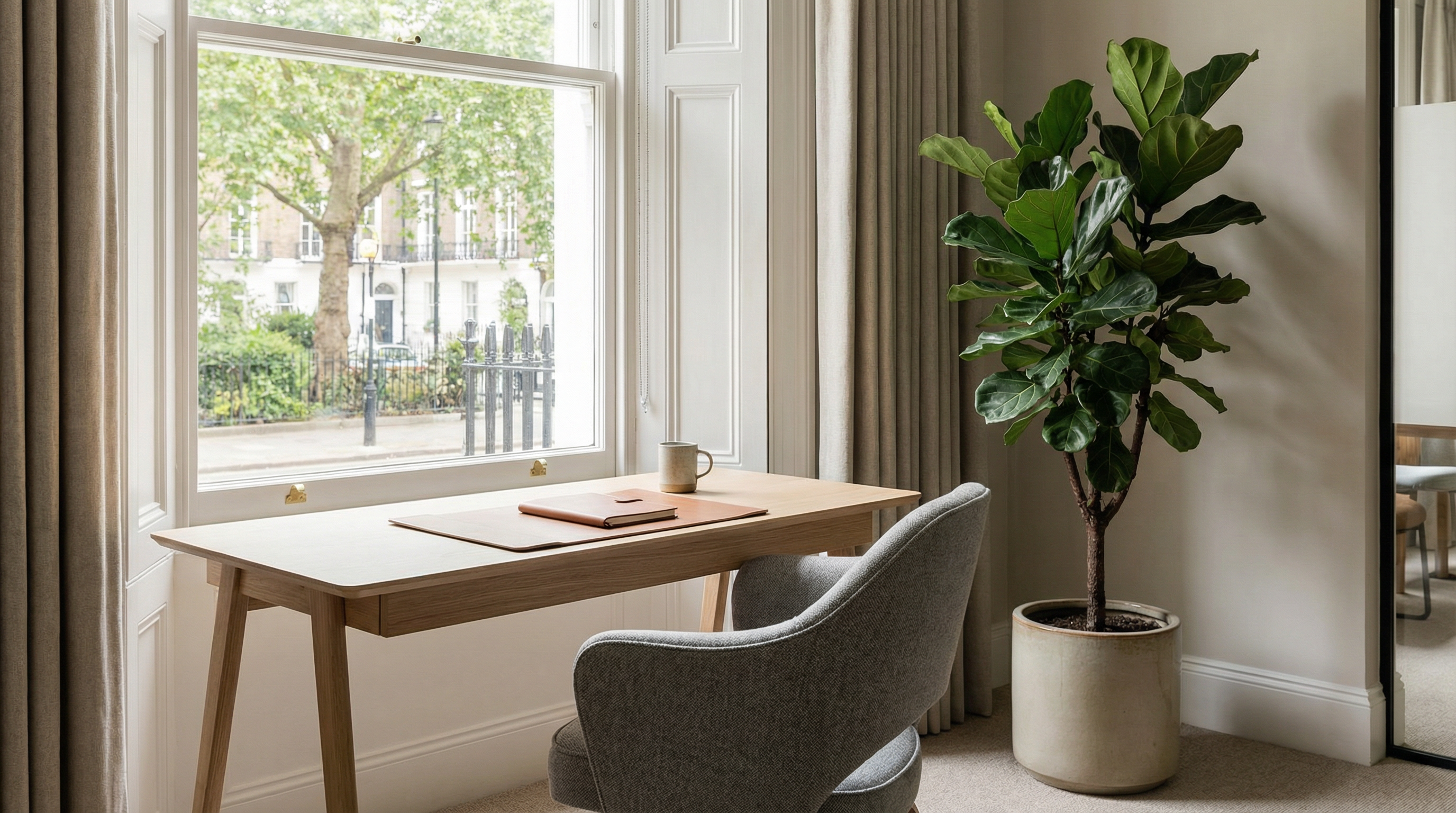 Contact Sidesplittingly WL7 – UK creative communication studio